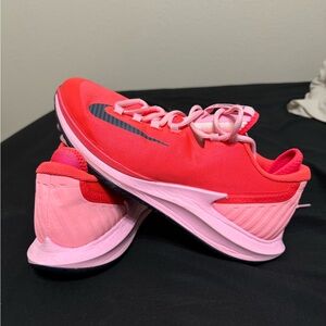 Nike Court Zoom Pink Tennis Shoe
